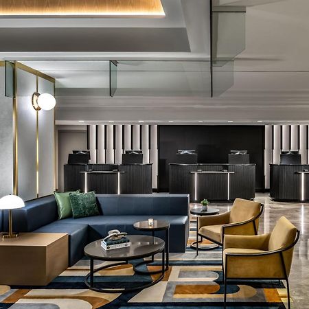 Le Centre Sheraton Montreal Hotel Экстерьер фото