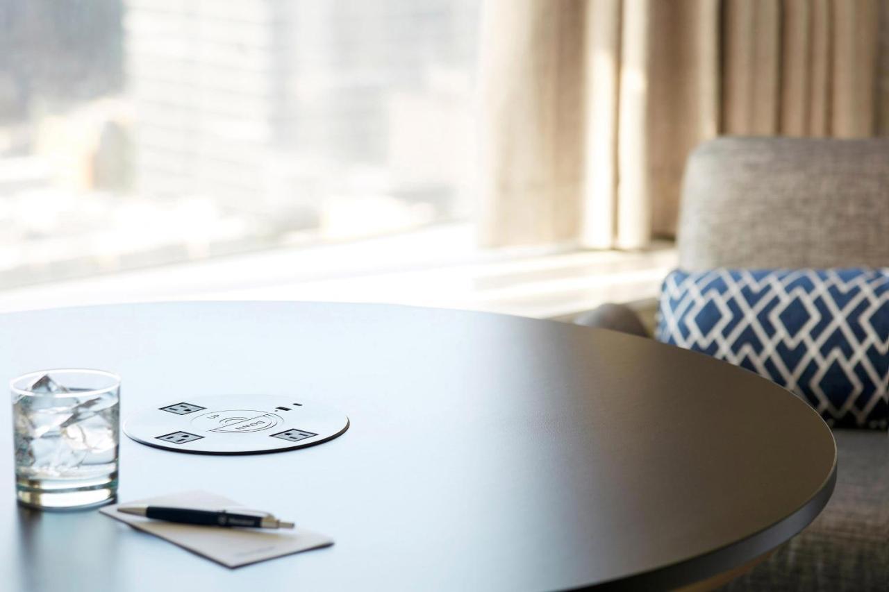 Le Centre Sheraton Montreal Hotel Экстерьер фото